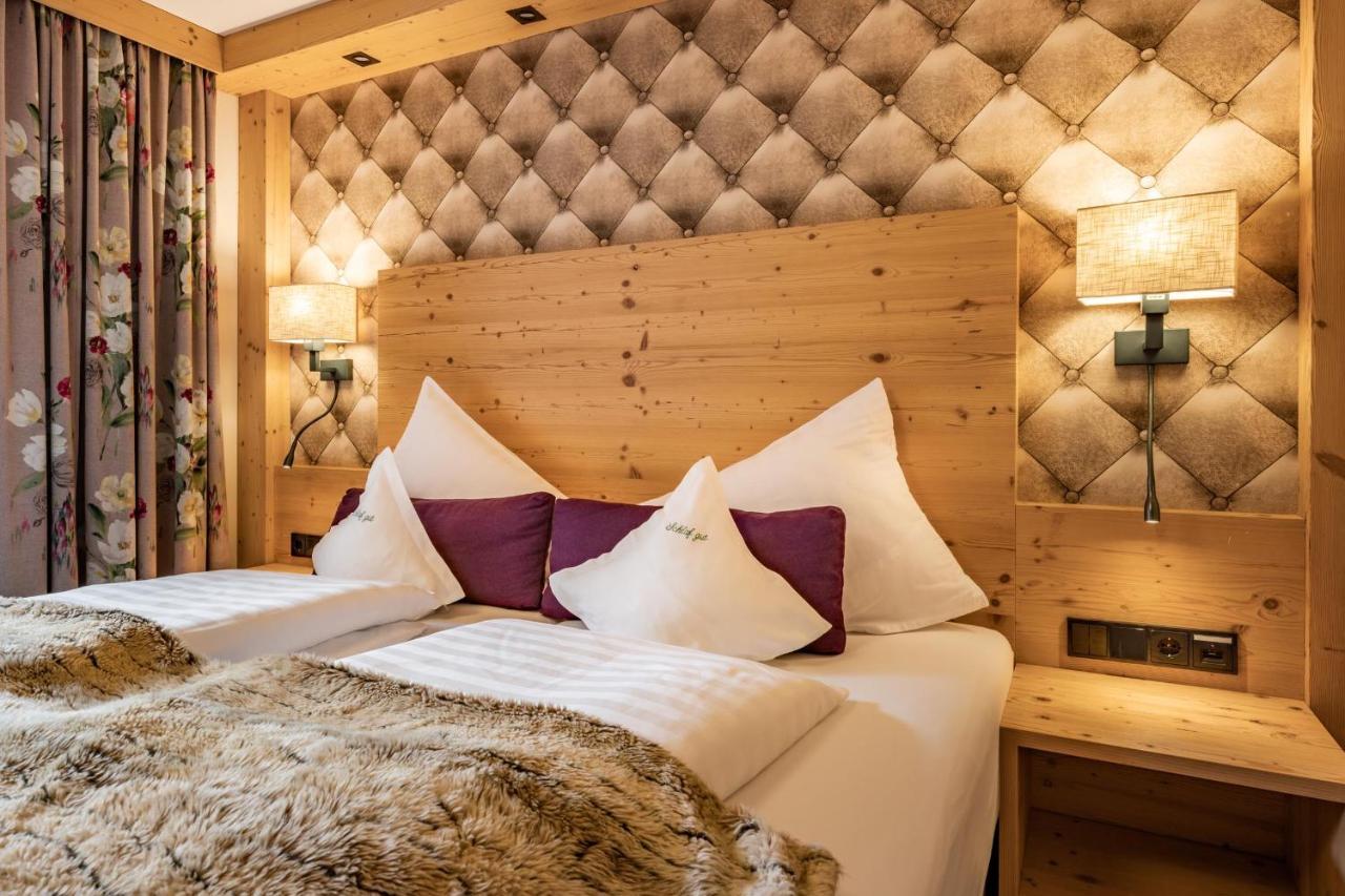 Hotel Pramstraller Mayrhofen Bagian luar foto