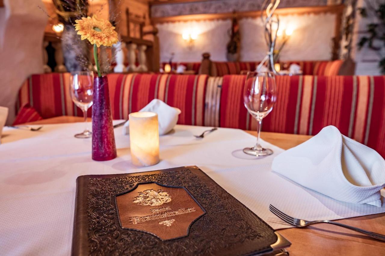 Hotel Pramstraller Mayrhofen Bagian luar foto