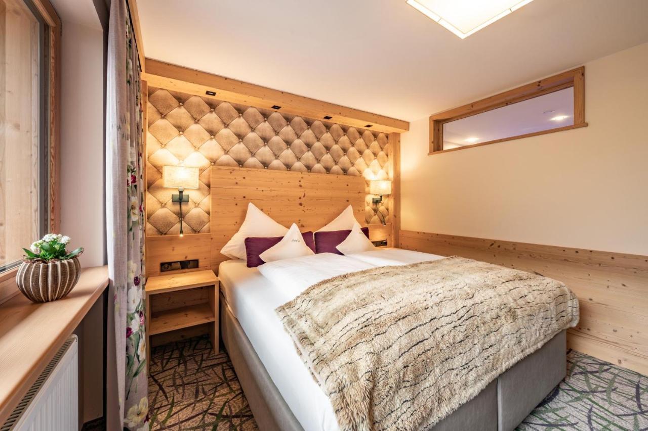 Hotel Pramstraller Mayrhofen Bagian luar foto