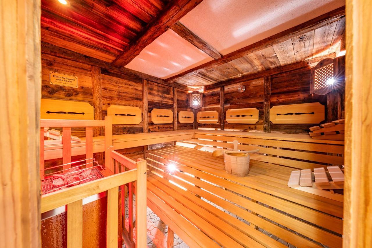 Hotel Pramstraller Mayrhofen Bagian luar foto