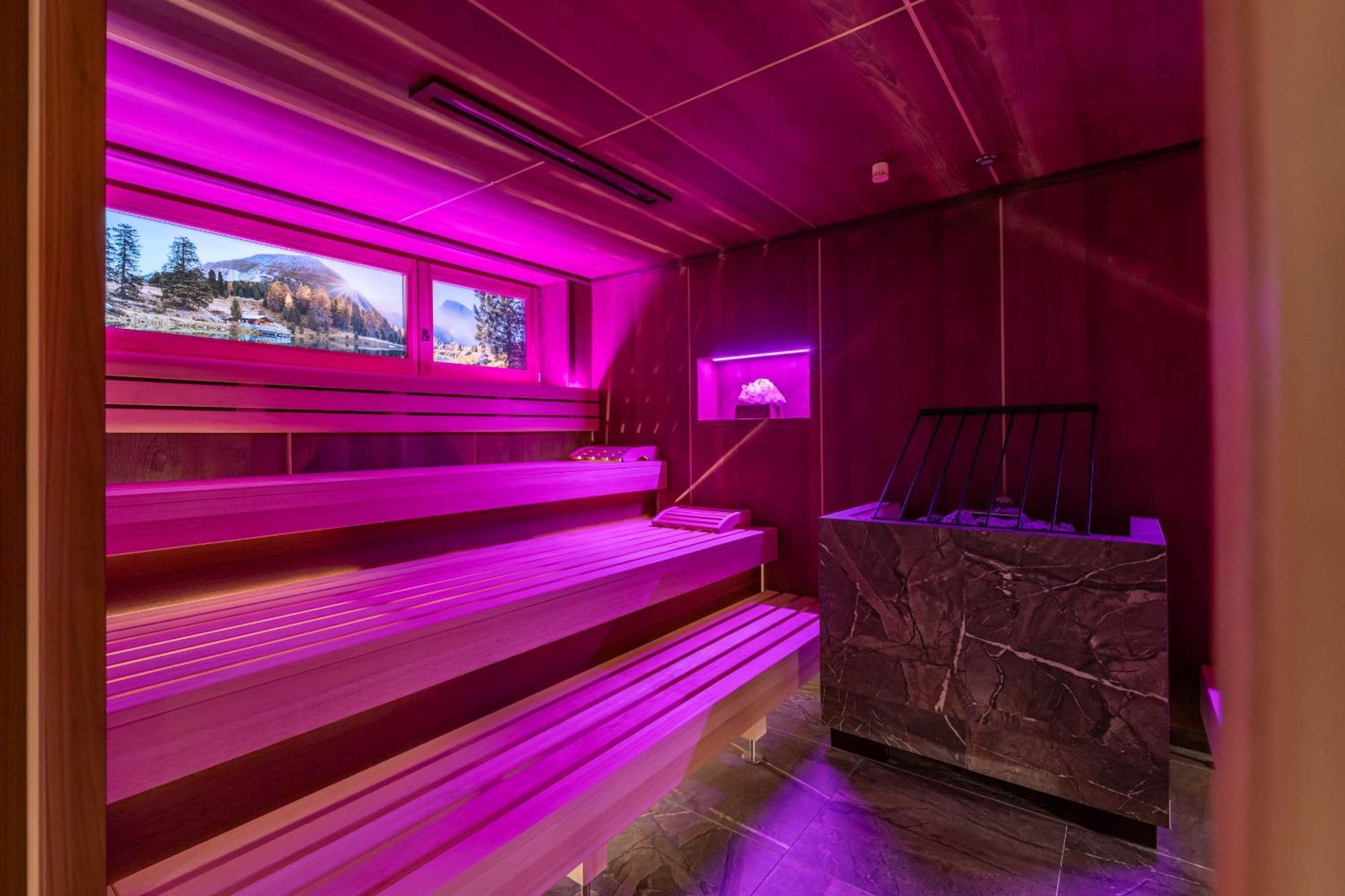 Hotel Pramstraller Mayrhofen Bagian luar foto