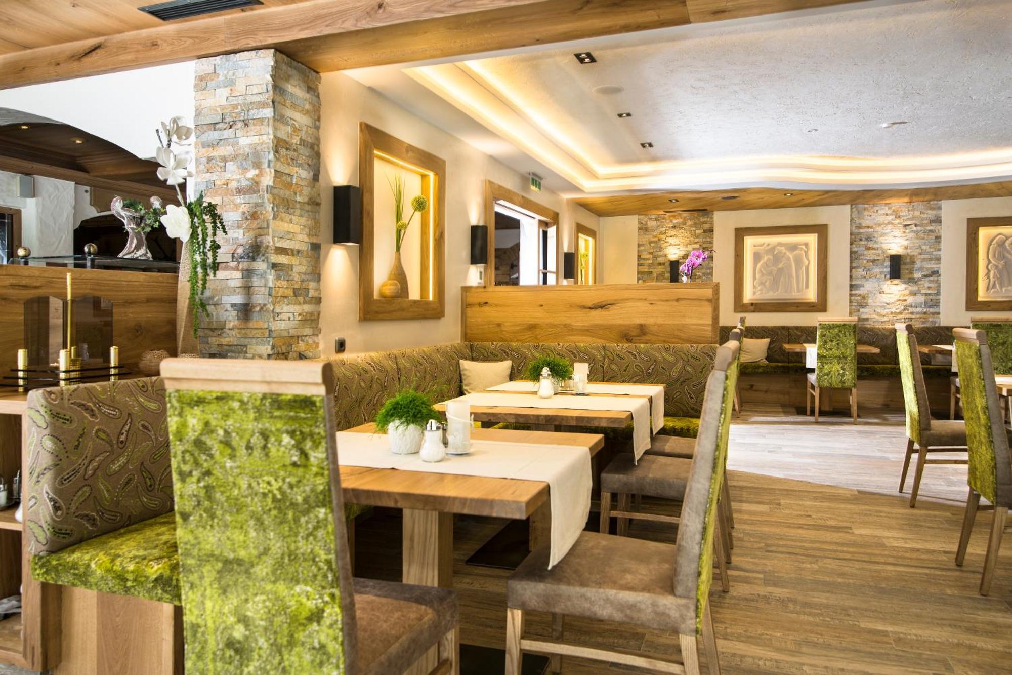 Hotel Pramstraller Mayrhofen Bagian luar foto