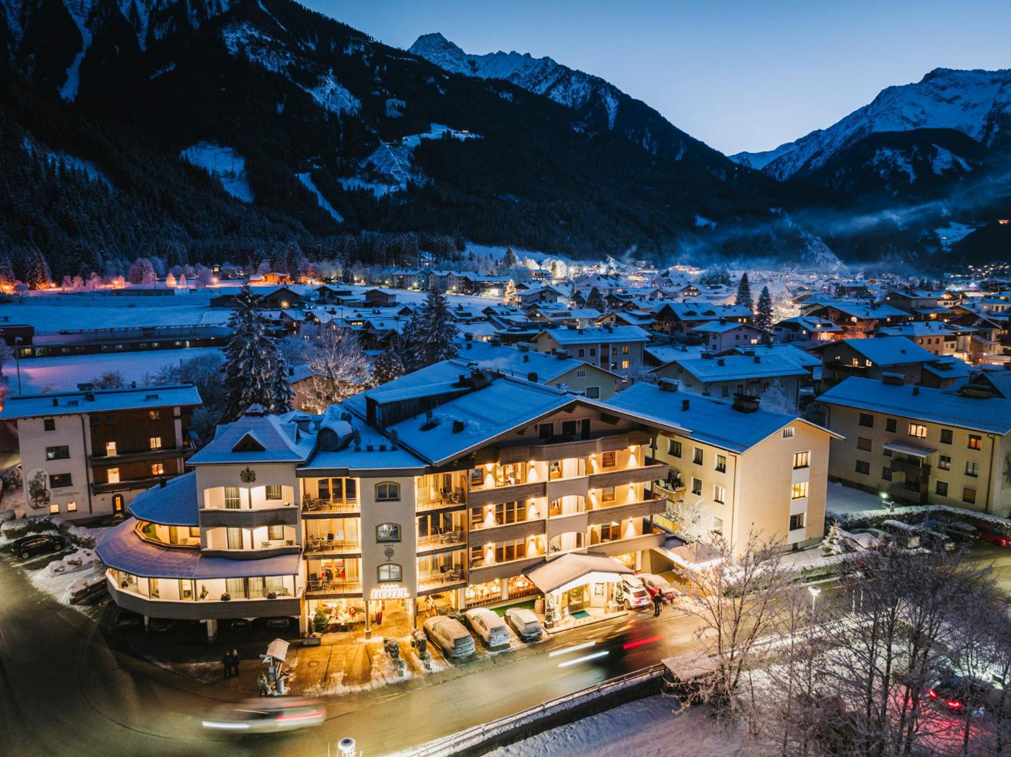 Hotel Pramstraller Mayrhofen Bagian luar foto