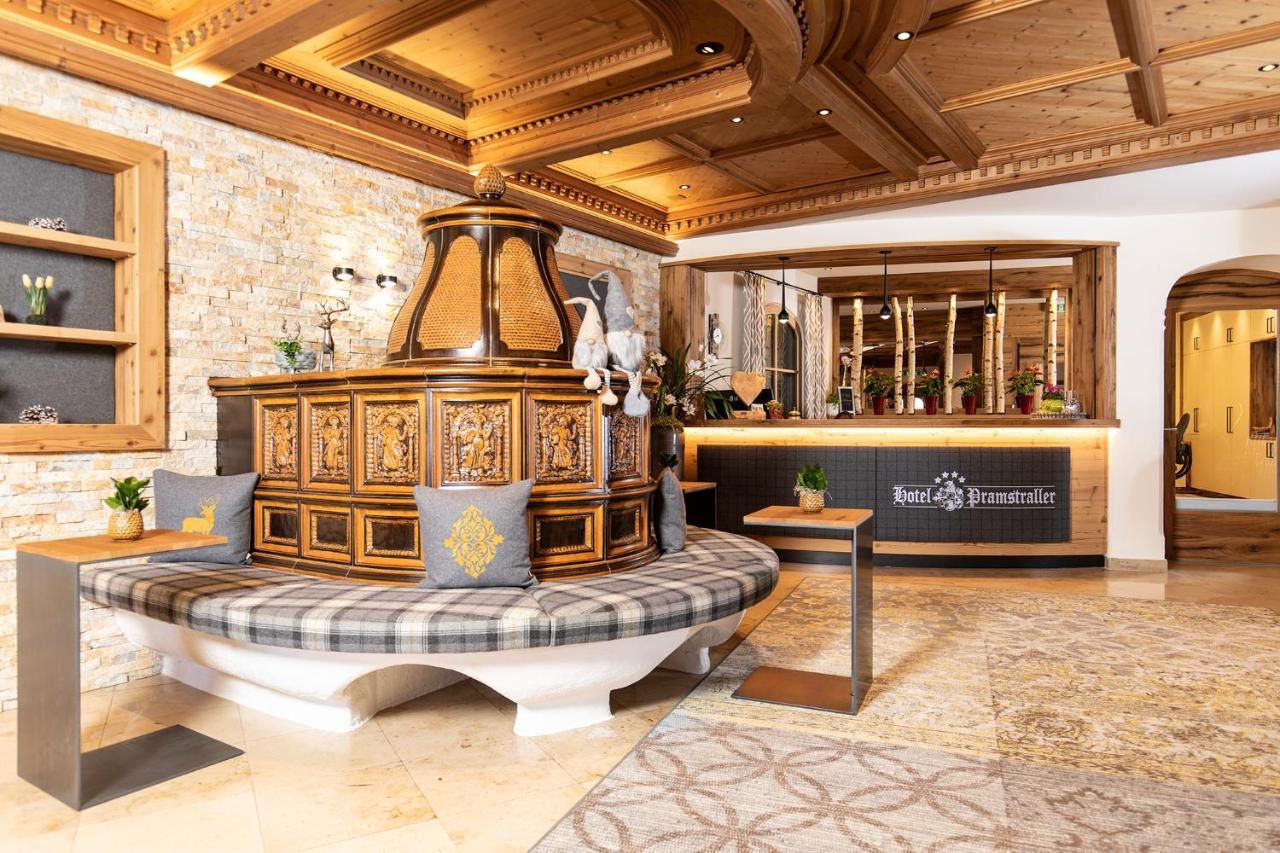 Hotel Pramstraller Mayrhofen Bagian luar foto
